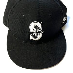 Seattle Mariners fitted hat